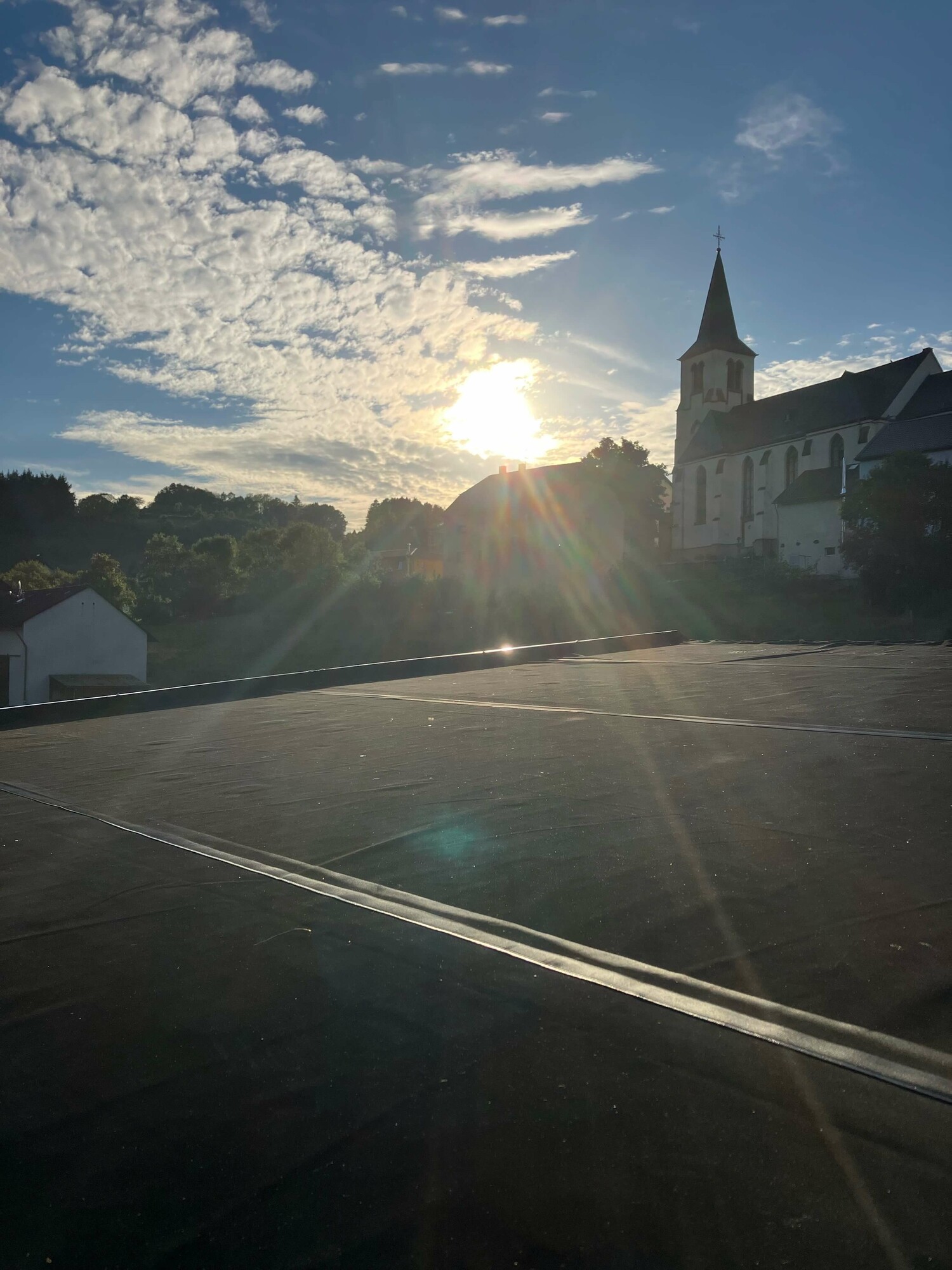 EPDM in de zon op het dak - EPDMXL SE/DK - Tytane